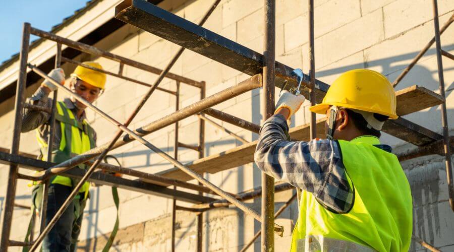 Professional fairlawn roofing services in Demotte, IN